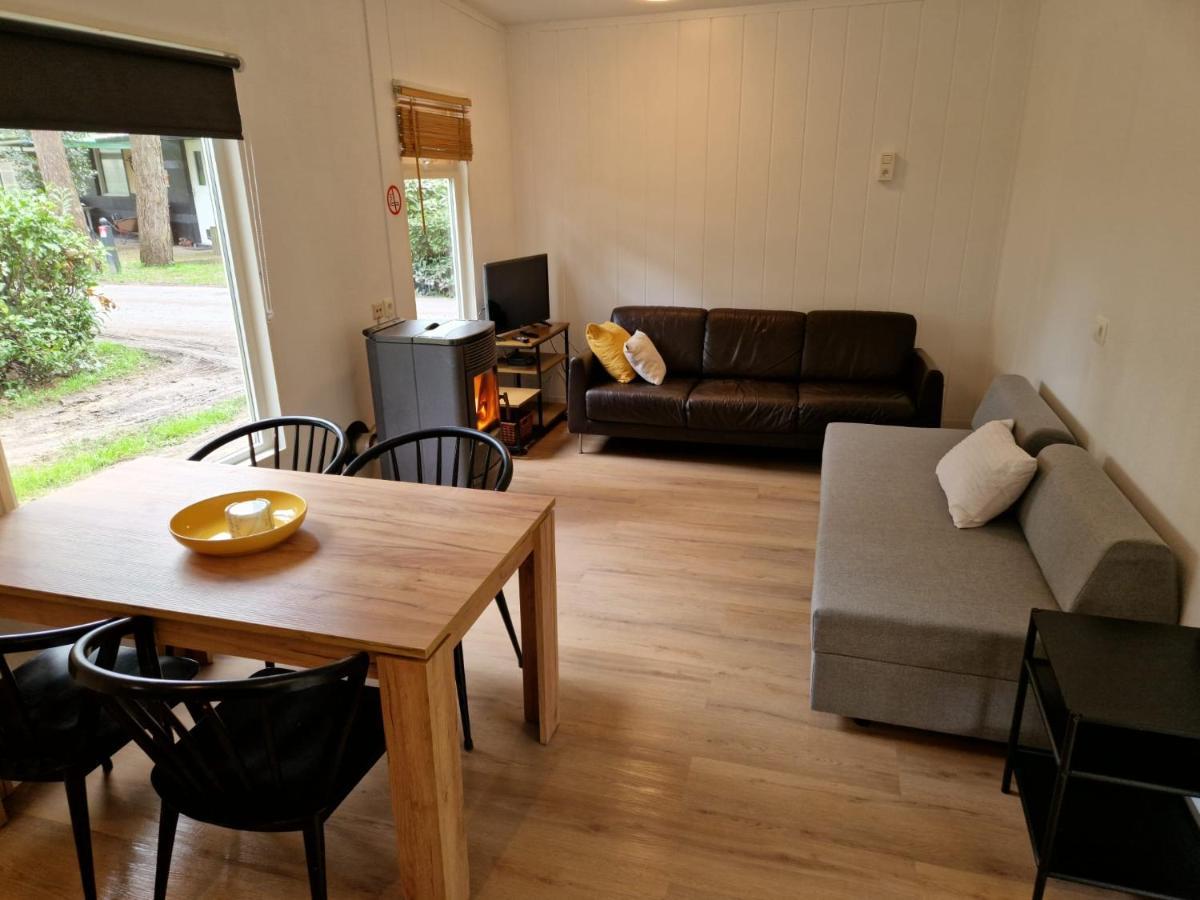 " Casitacuriosa " Chalet Op Camping Met Buitenzwembad Balen Exterior photo