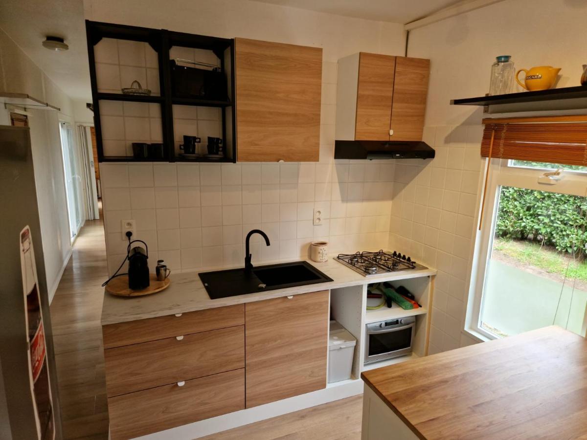 " Casitacuriosa " Chalet Op Camping Met Buitenzwembad Balen Exterior photo